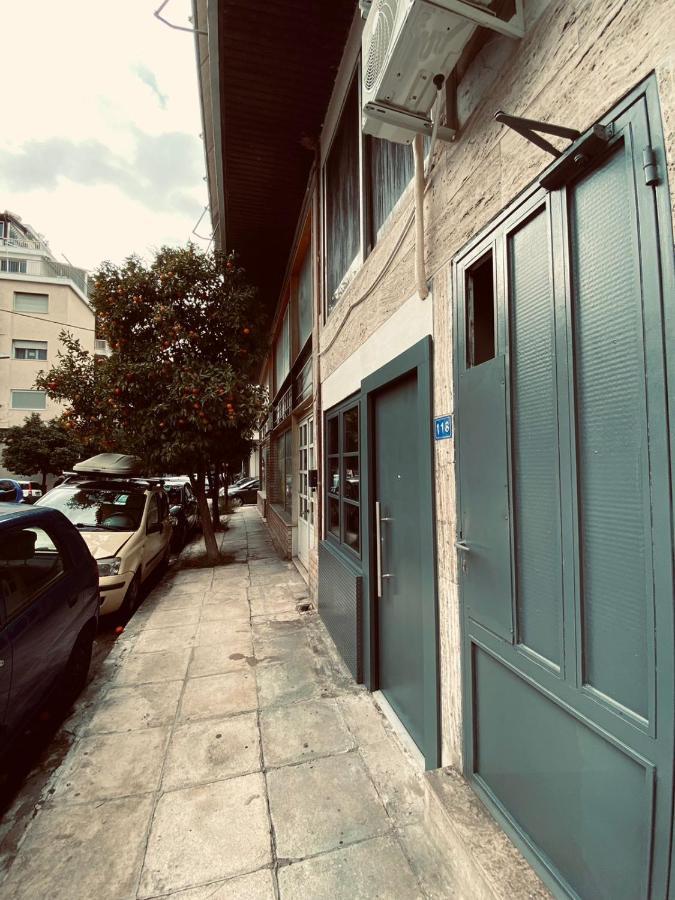 Small Meisonette Near The Metro Vipgreece Atene Esterno foto